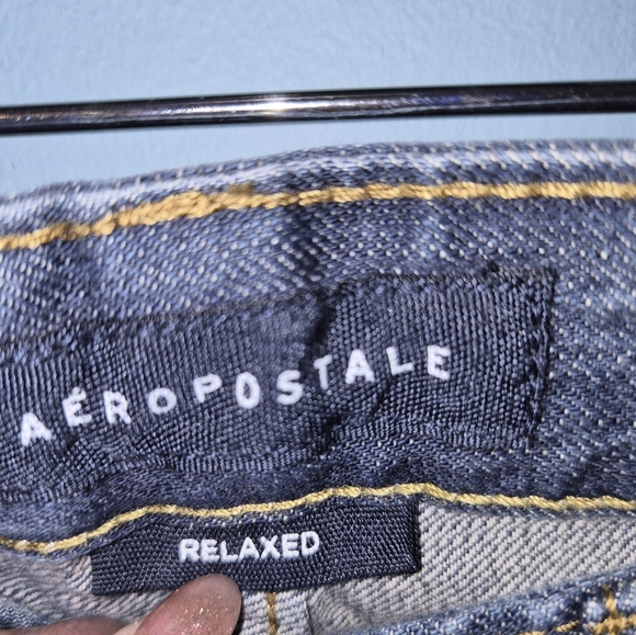Aeropostale Men's Dark Wash Relaxed Fit Jeans - Picture 3 of 5